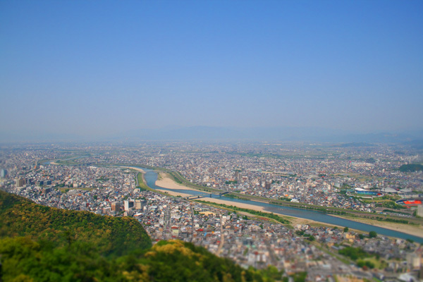 岐阜城から眺める2.jpg
